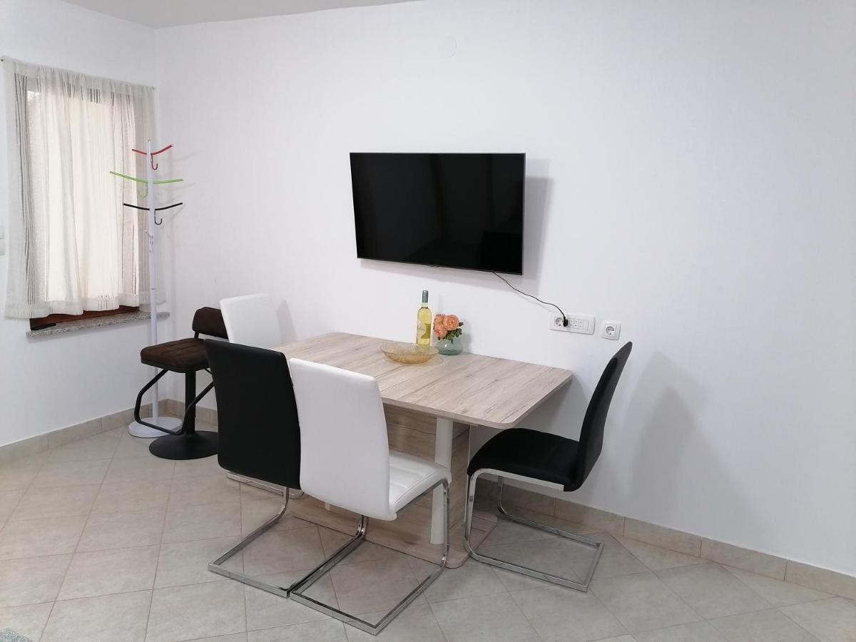 Appartement Kika à Dramalj Extérieur photo